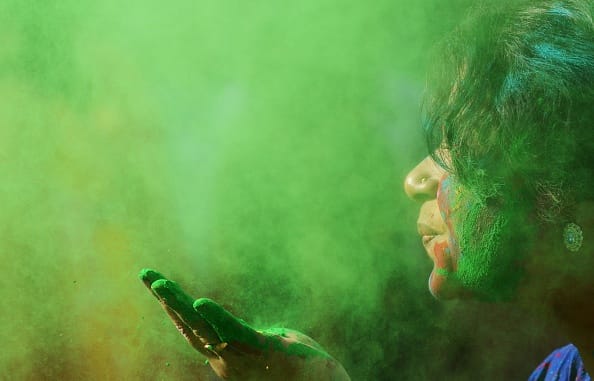 astrology holi colour 
