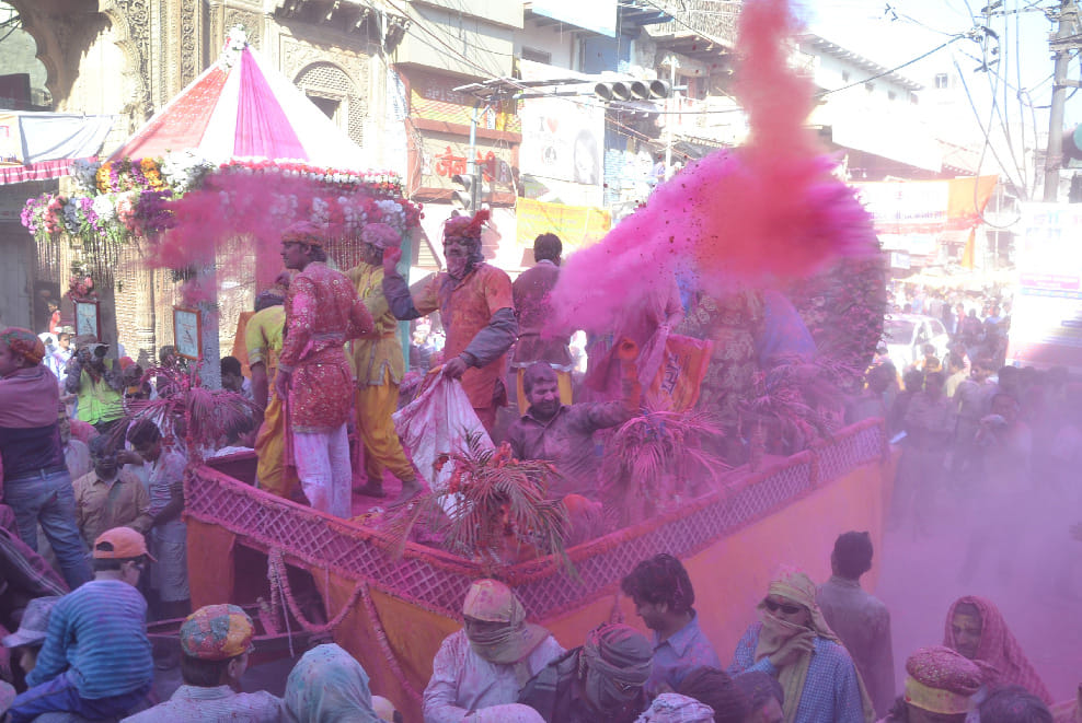 Holi 2016 Dol Mahotsav in Mathura