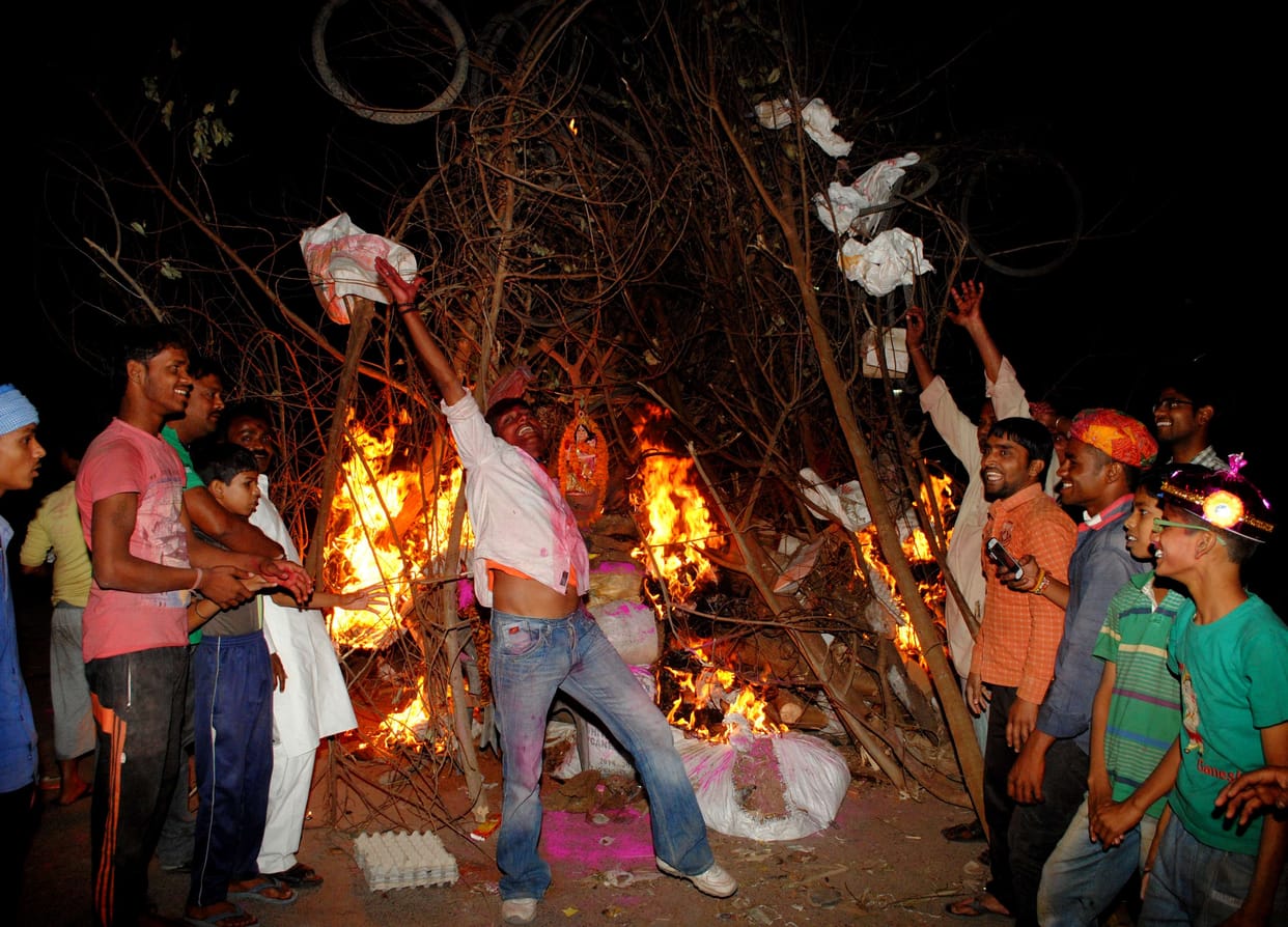 Holikaon combustion of evil