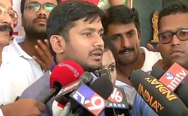 kanhaiya kumar meet with rohith vemula mothers