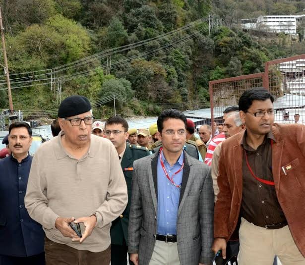 The governor visited the new track