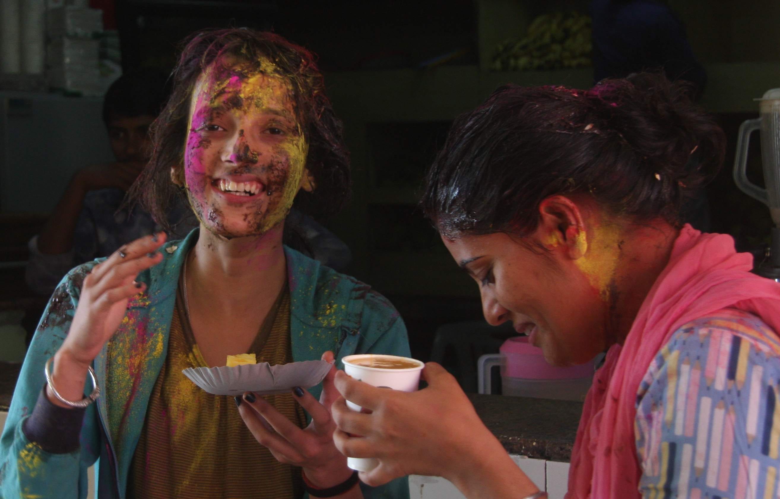holi, holi celebration, holi festival, punjab university, chandigarh