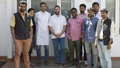 rahul gandhi and kanahaiya kumar meeting and its meaning