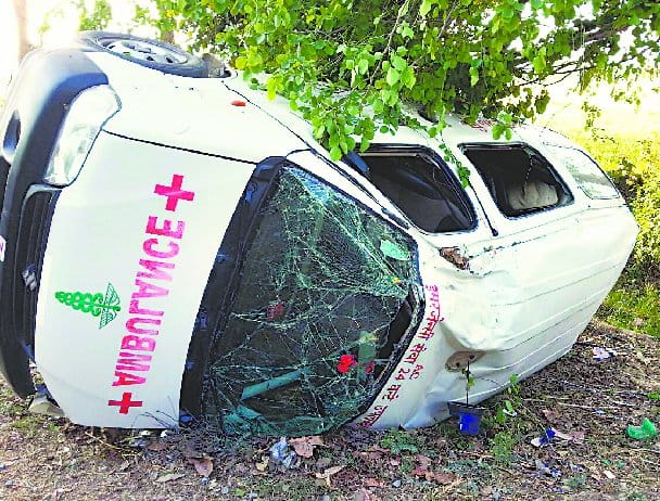 The ambulance driver was drunk , the car reversed