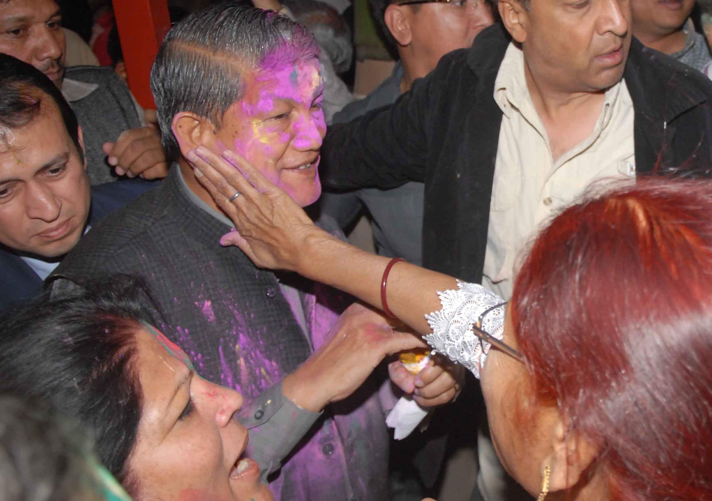 politician holi in uttarakhand.