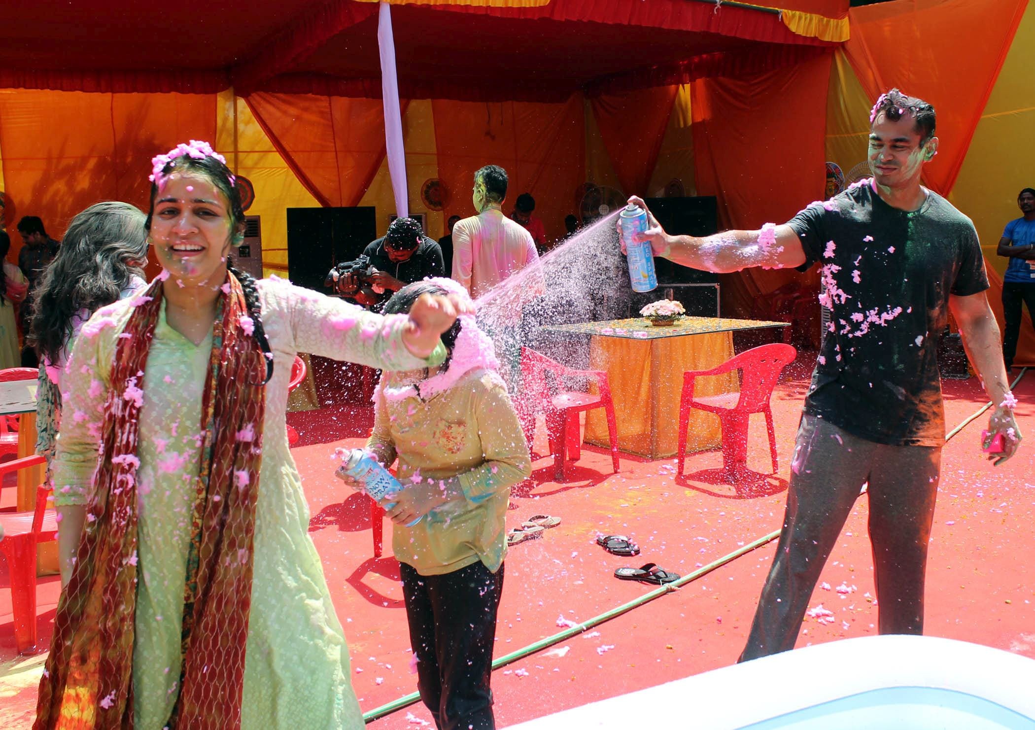 Holi celebration in Mulayam home.