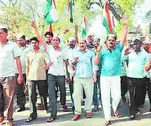 Tributes to Bhagat Singh, Sukhdev and Rajguru.