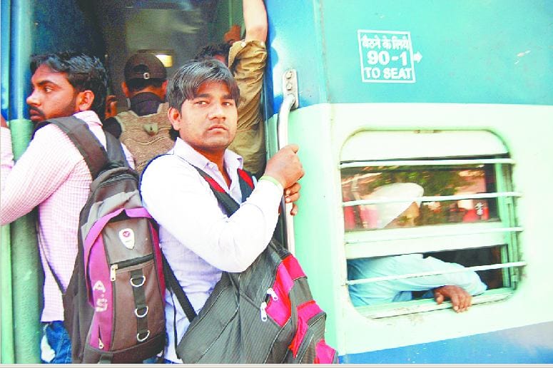 train and bus full 