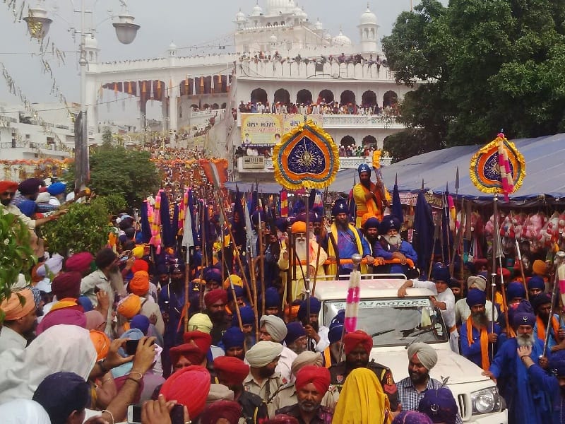 Hola Mohalla Ropar, Nihang Singh, amazing feat, Ropar