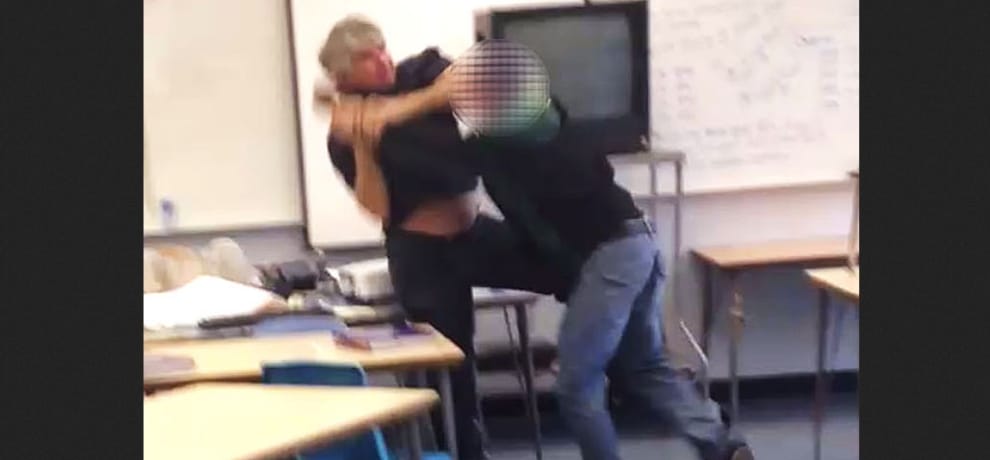  fighting between two teachers in school.