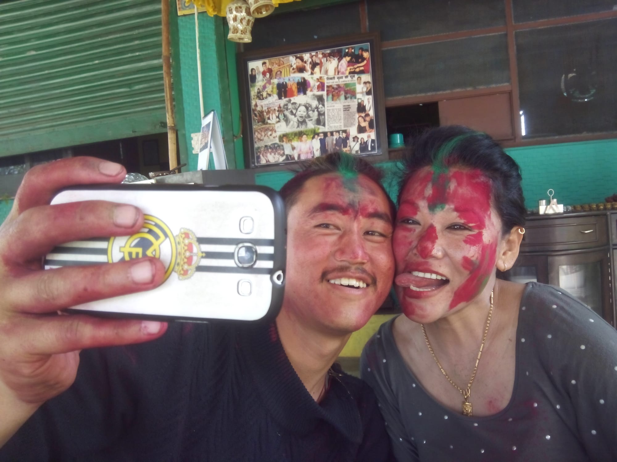 holi celebration in uttarakhand 2016.