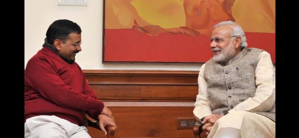 pm modi starts following kejriwal and sisodia