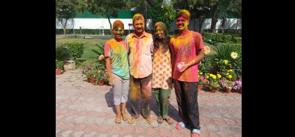 kejriwal and his interesting love story with wife sunita kejriwal