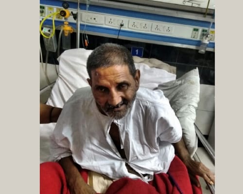 help madan shukla to reach his home.