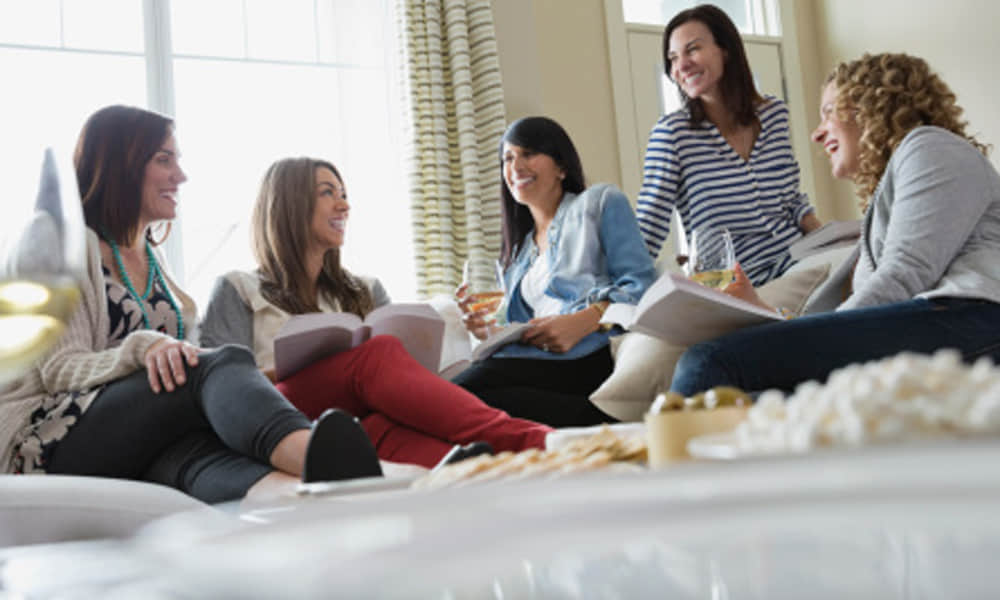 friendship day: if you have these habits you can make friends easily
