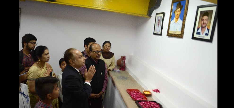du vice chancellors office have that cell where bhagat singh was kept before hanging