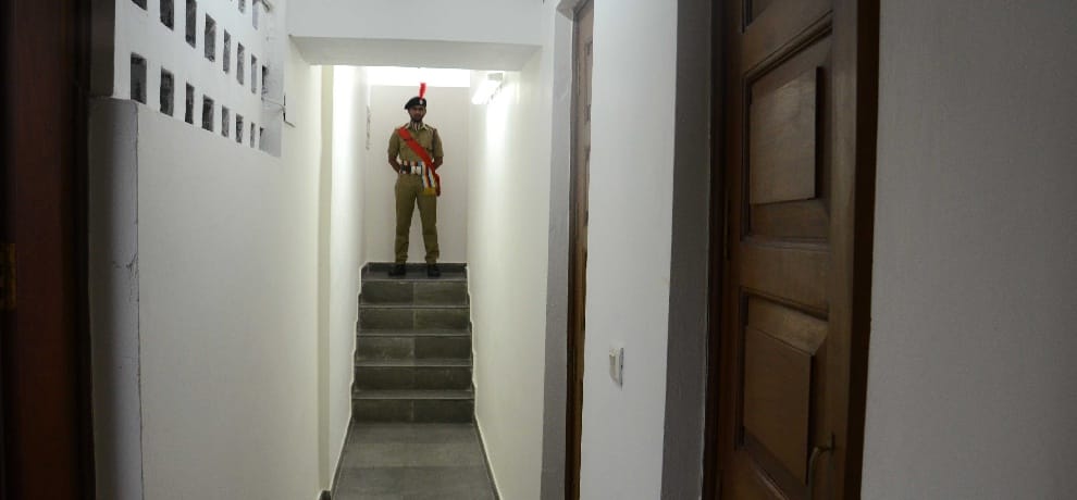 delhi university vice regal lodge have that cell where bhagat singh was kept before hanging