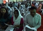 गुड़ फ्राइडे के मौके प्रभु यीशु याद करते लोग