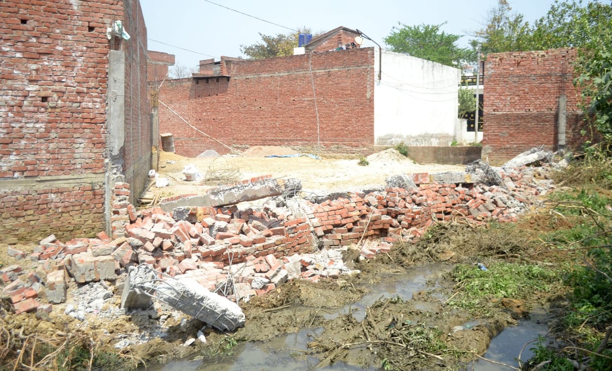 demolished building without Investigation