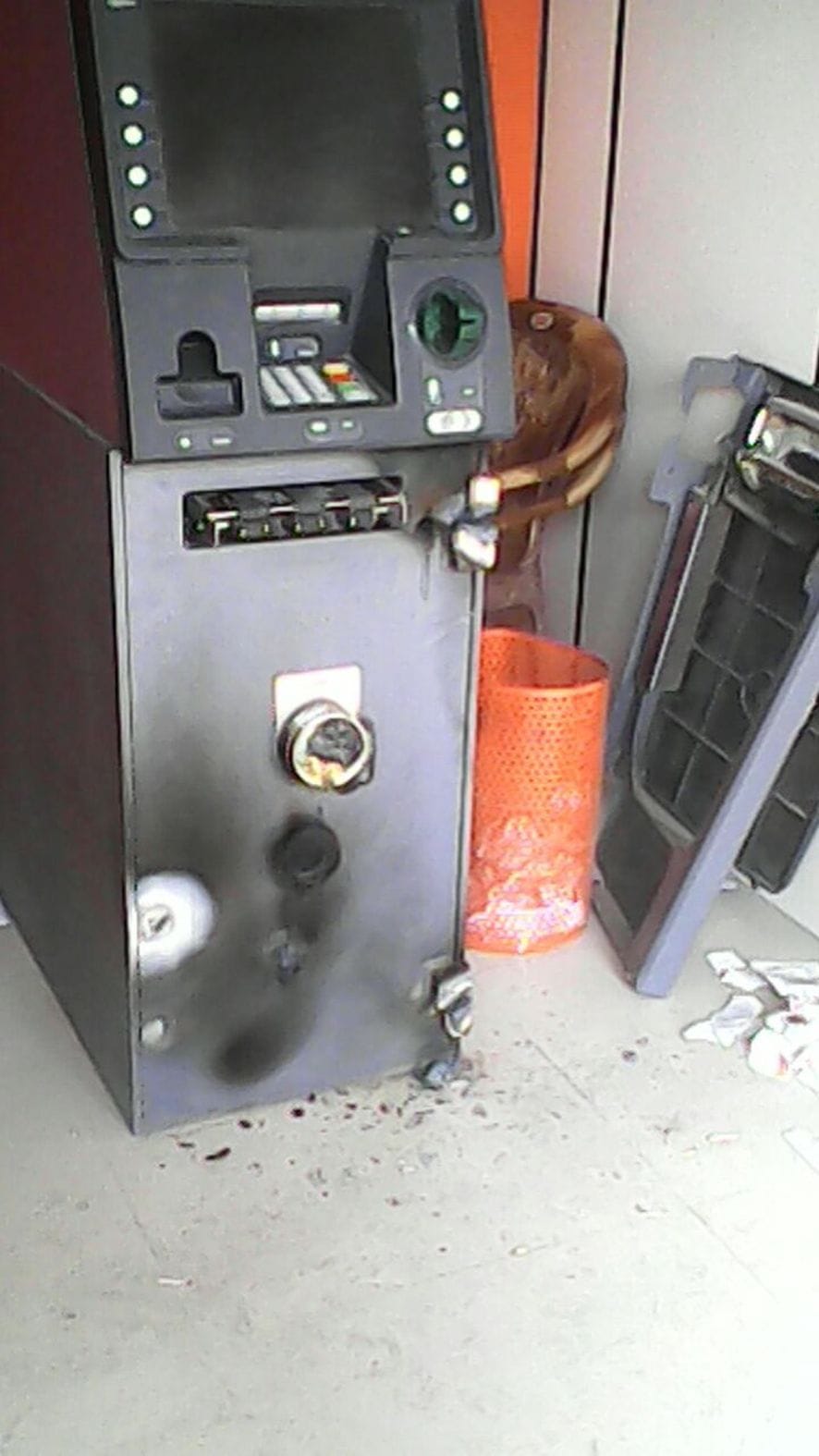 attempt to robbery of ATM in sector 70