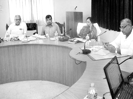 Government employee negligence mounted control
