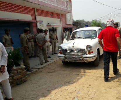  A woman set fired for gold in bahraich.