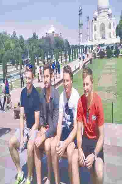 England's cricketers saw Taj Mahal 