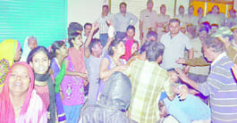 Flower market, the disclosure firing, two injured