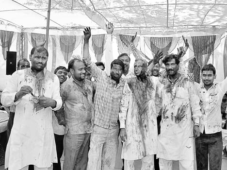 Play Play Holi Holi Raghuveera period Raghuveera