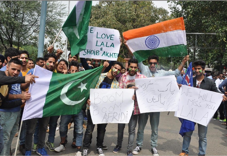 fahrookh motala, pakistnai fan, cricket fan interview, t20 world cup, pak team