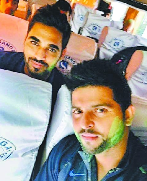 holi celebration, indian cricket team holi, cricketers holi, chandigarh, t20 world cup, ind vs aus