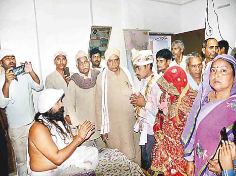 Duje one of 17 couples joined hands