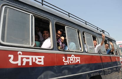 jewellers protest, ludhiana jewellers protest, police lathicharge in jewellers protest, ludhiana