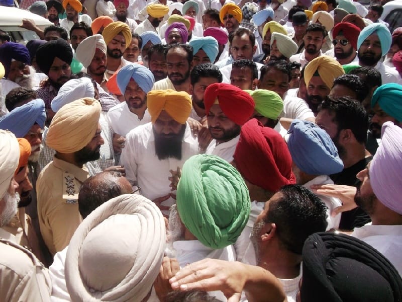 protest, congress protest in ludhiana, protest against police in ludhiana