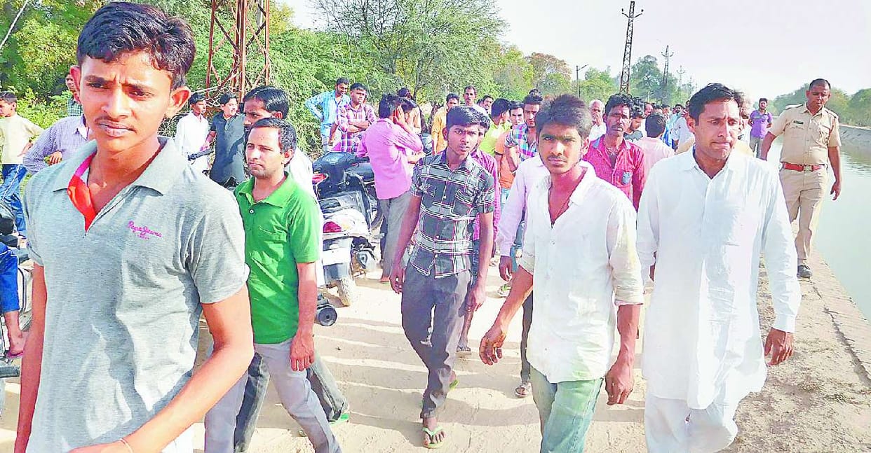Holi, Holi in Sirsa, Festival, Sirsa News, Hindi News, two Submerged, Sirsa