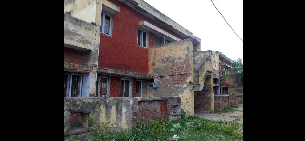 policemen residence in worst condition in nagina