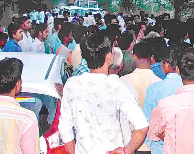 robbery in hasanpur