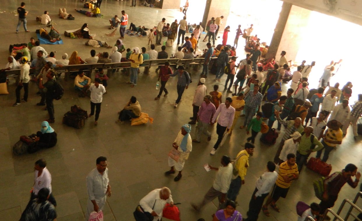 crowd for trains
