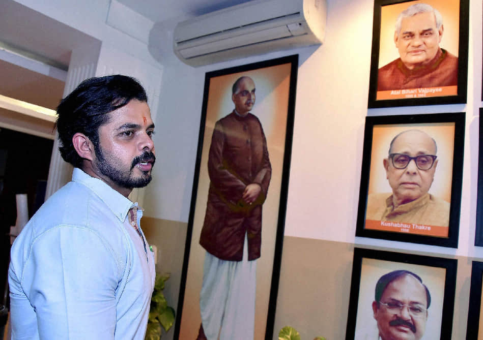 s.sreesanth entered in big boss house with dancing of bahubali song