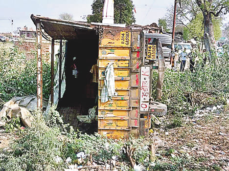 robbed  truck driver held hostage by miscreants