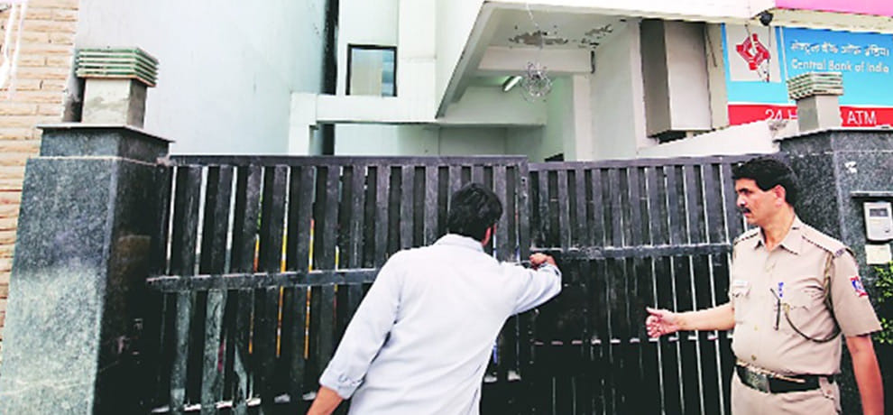 politics over doctor pankaj murder in delhi
