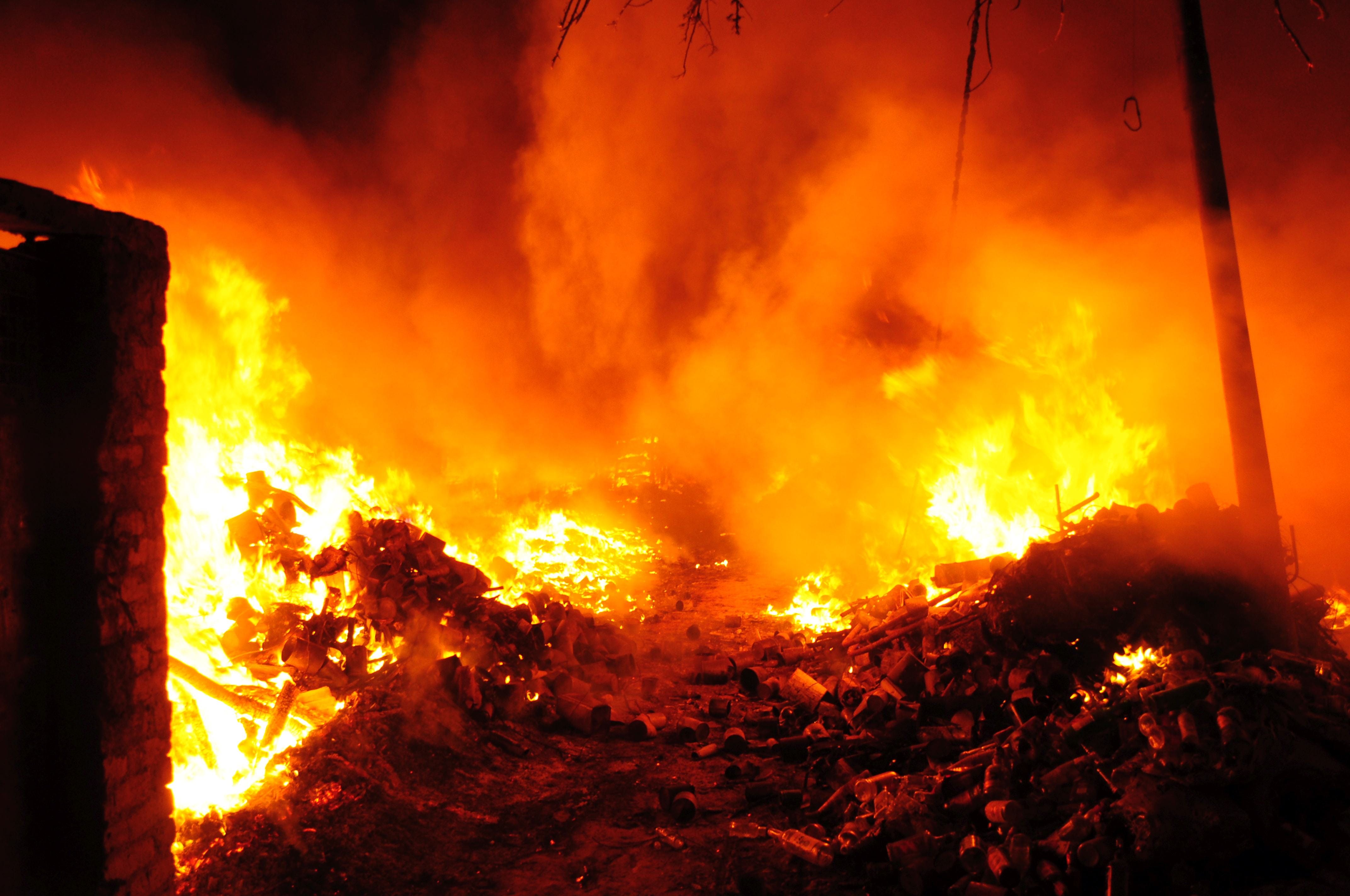 Fire in gomatinagar in lucknow.