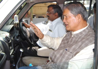 harish rawat claim to form government.