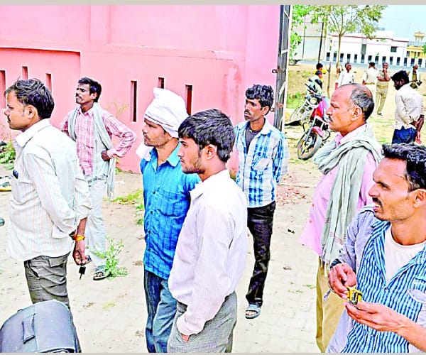  A mother kills her two sons in shravasti.