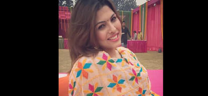 Model and Event Manager woman suicide in delhi