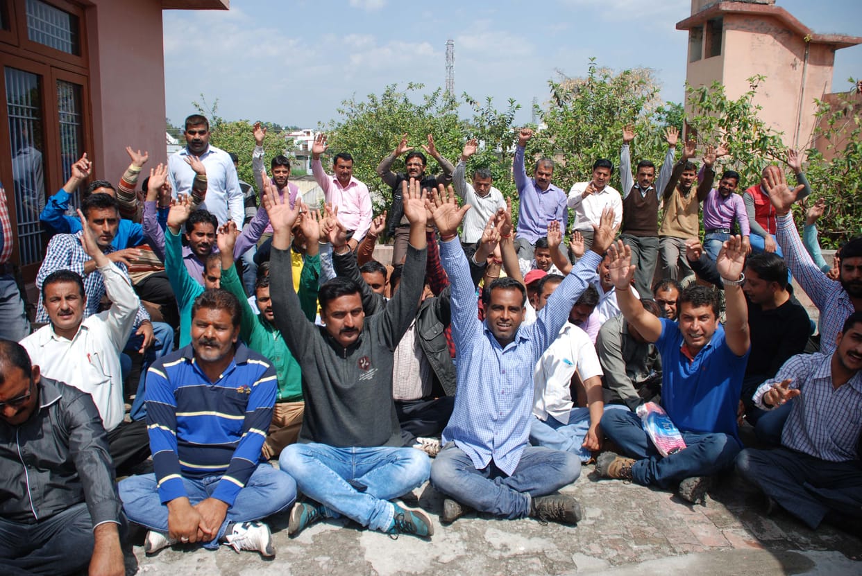 Protest against the Department of Drinking Water