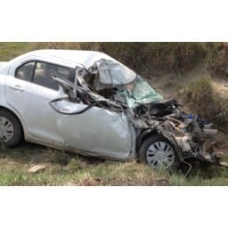 bhiwani news, car, truck, accident, death, sdo