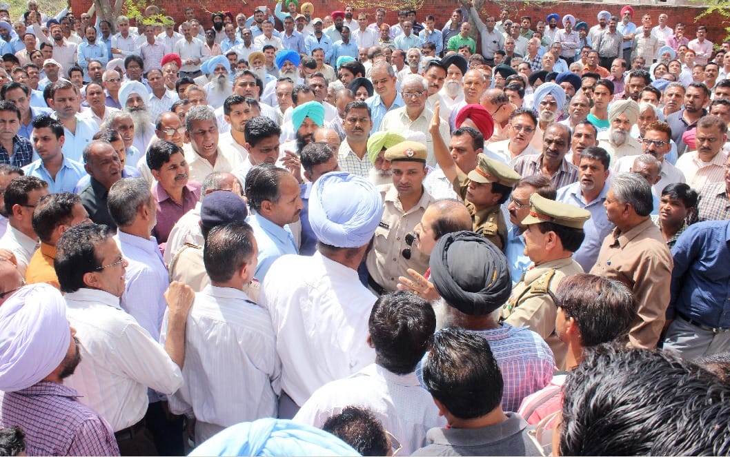 march for assembly for save of HMT pinjore