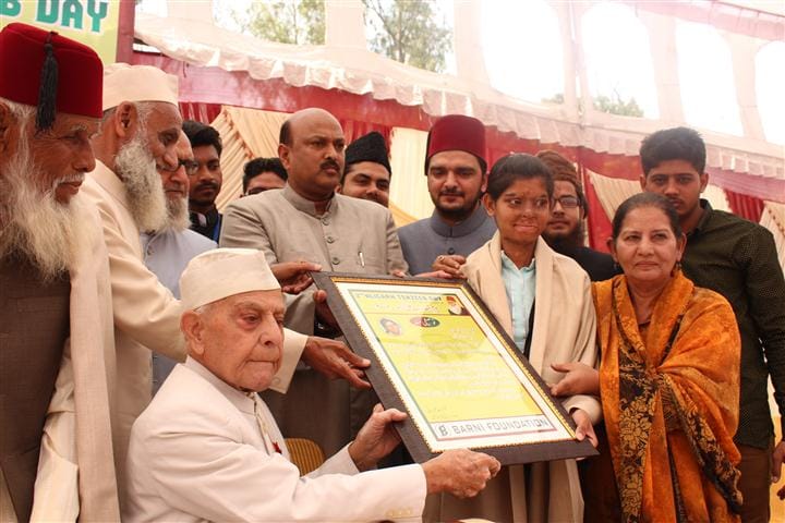 Fall victim to acid attacks ' Crag -e- society ' honor