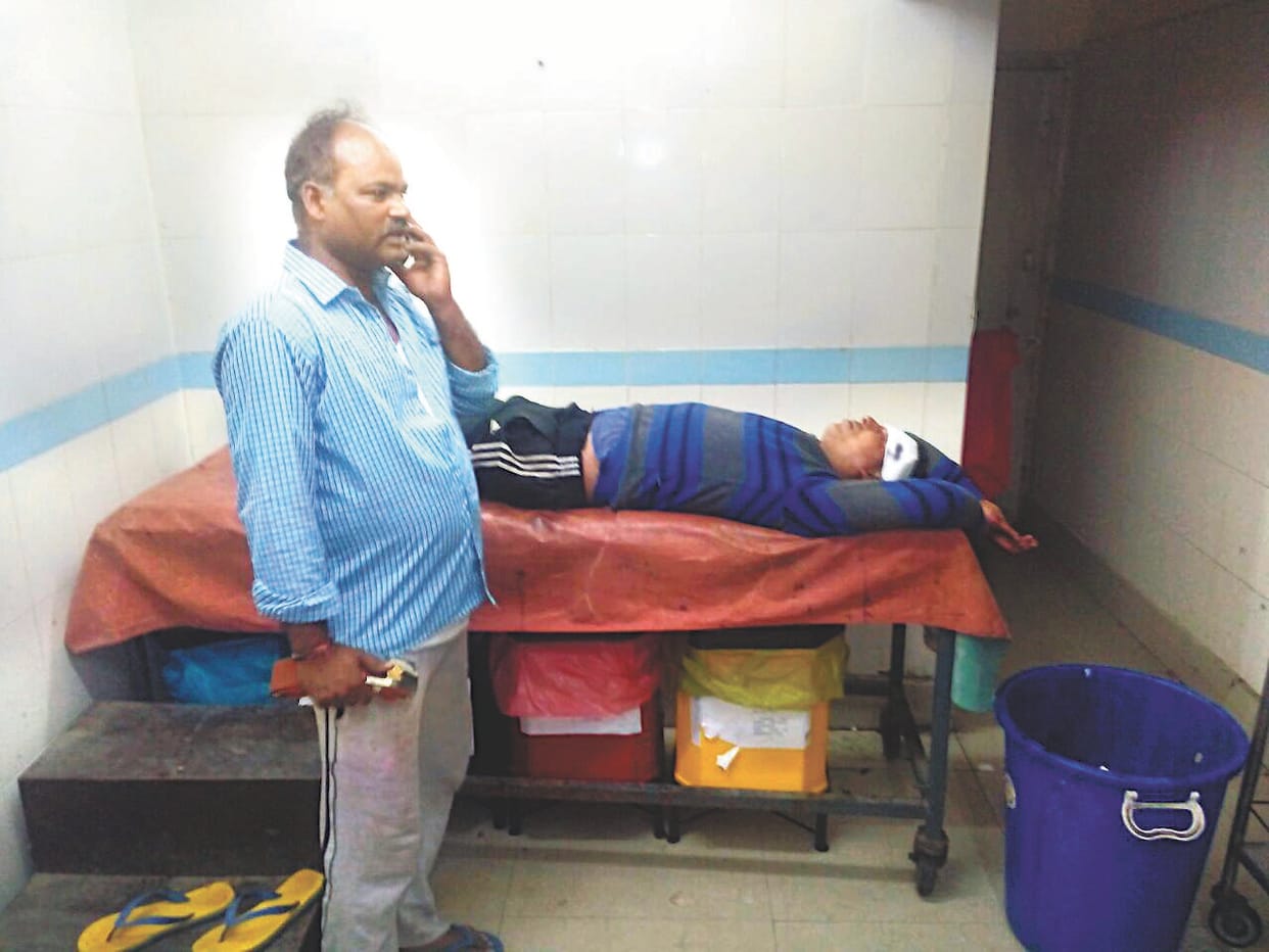 welding gas tank destroyed, one injured